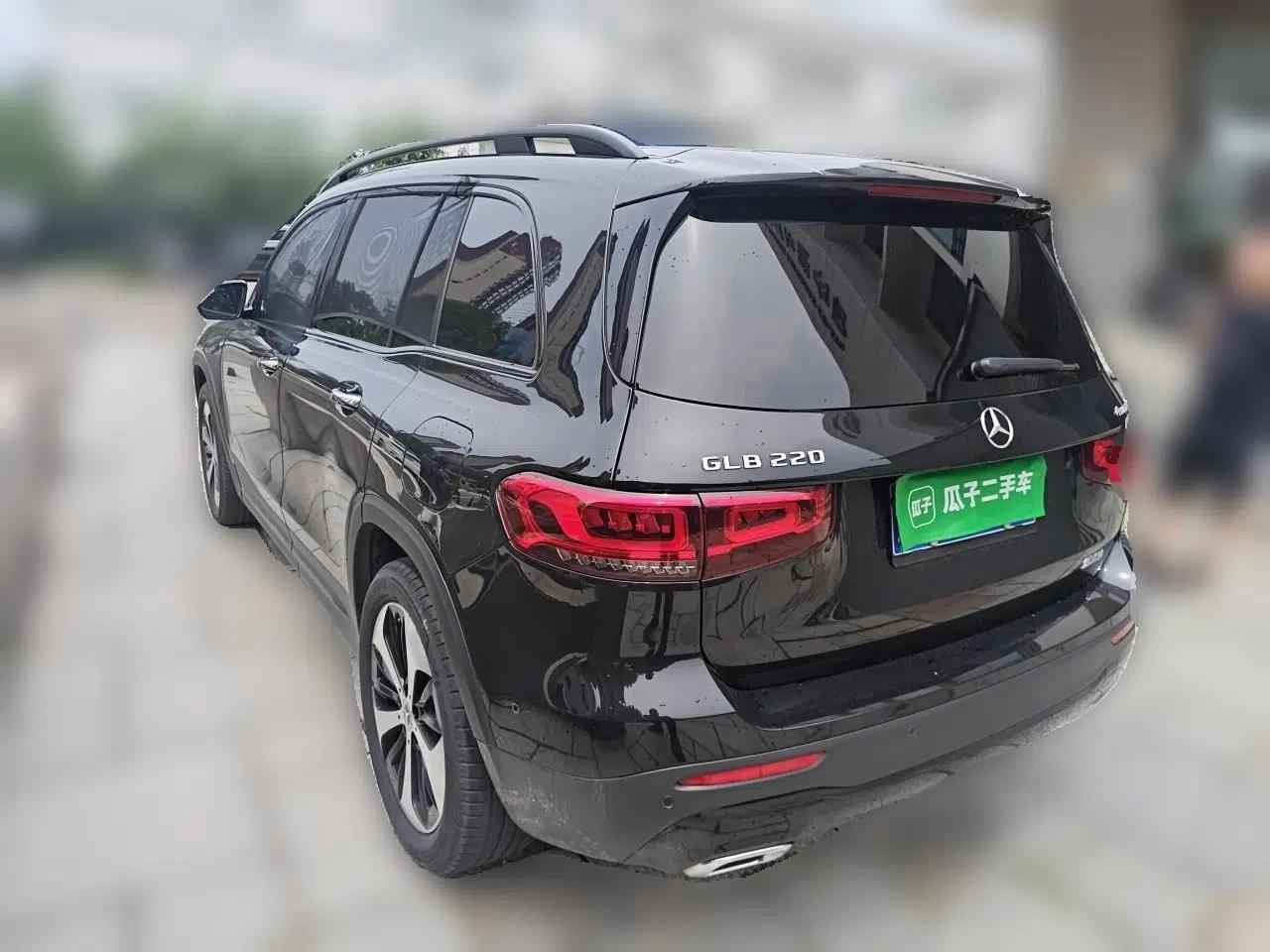 Mercedes-Benz GLB 2022 GLB 220 4MATIC — миниатюра 4