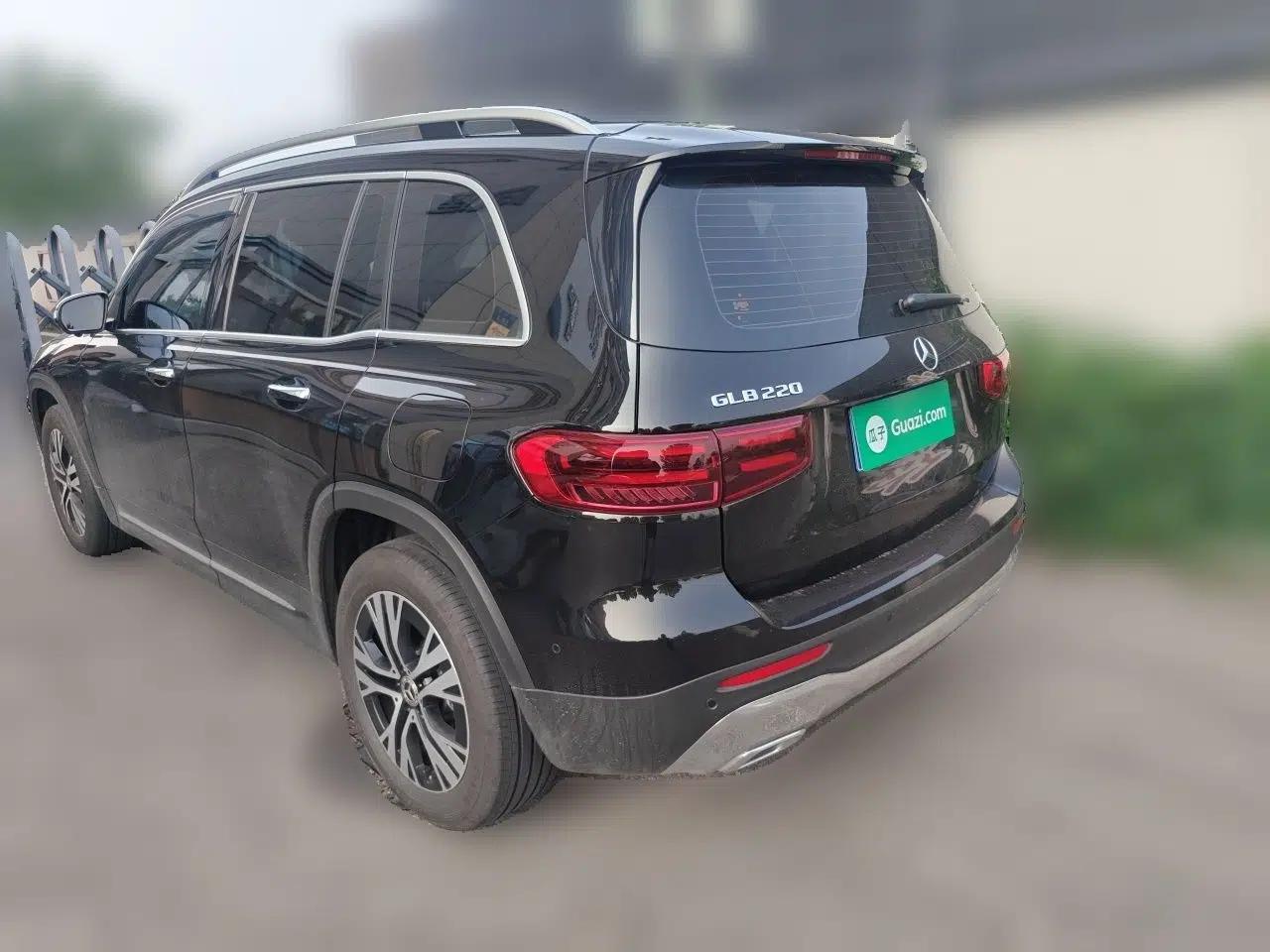 Mercedes-Benz GLB 2025 GLB 220 Sport Edition — миниатюра 4