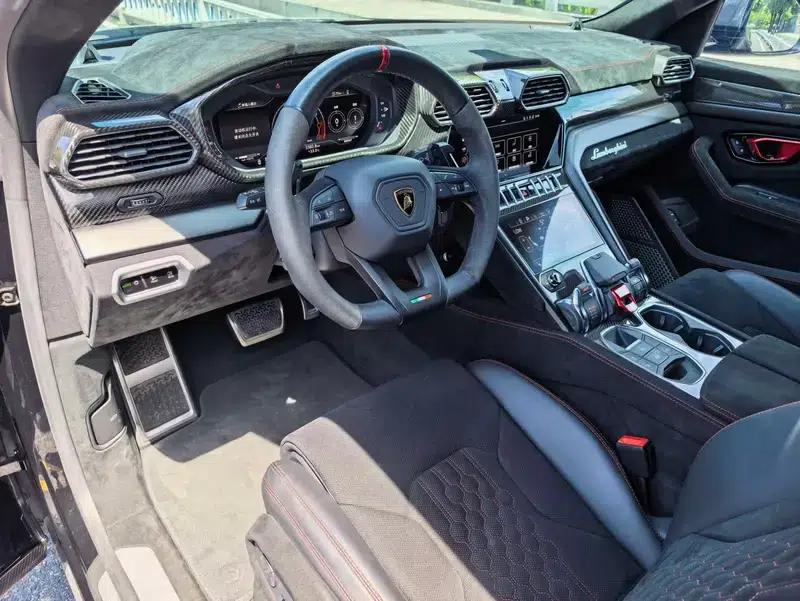 Urus 2022 4.0T V8 Performante — миниатюра 6