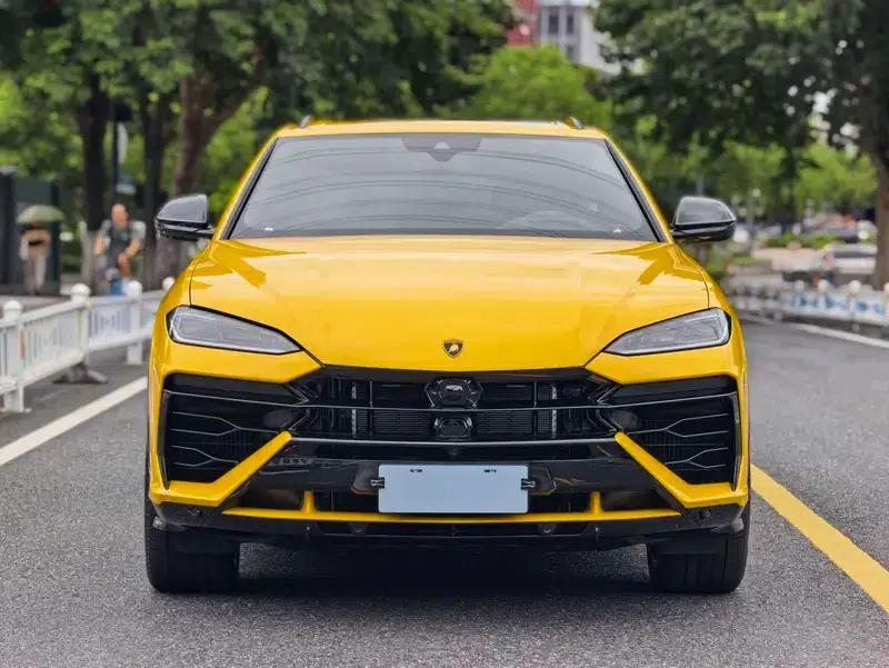 2025 Urus SE 4.0T Standard Edition — миниатюра 2