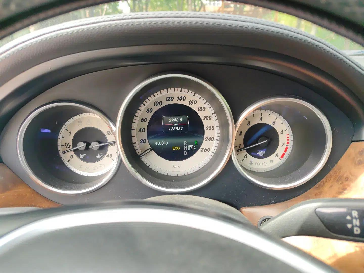 Mercedes-Benz CLS 2012 CLS 300 CGI — миниатюра 11
