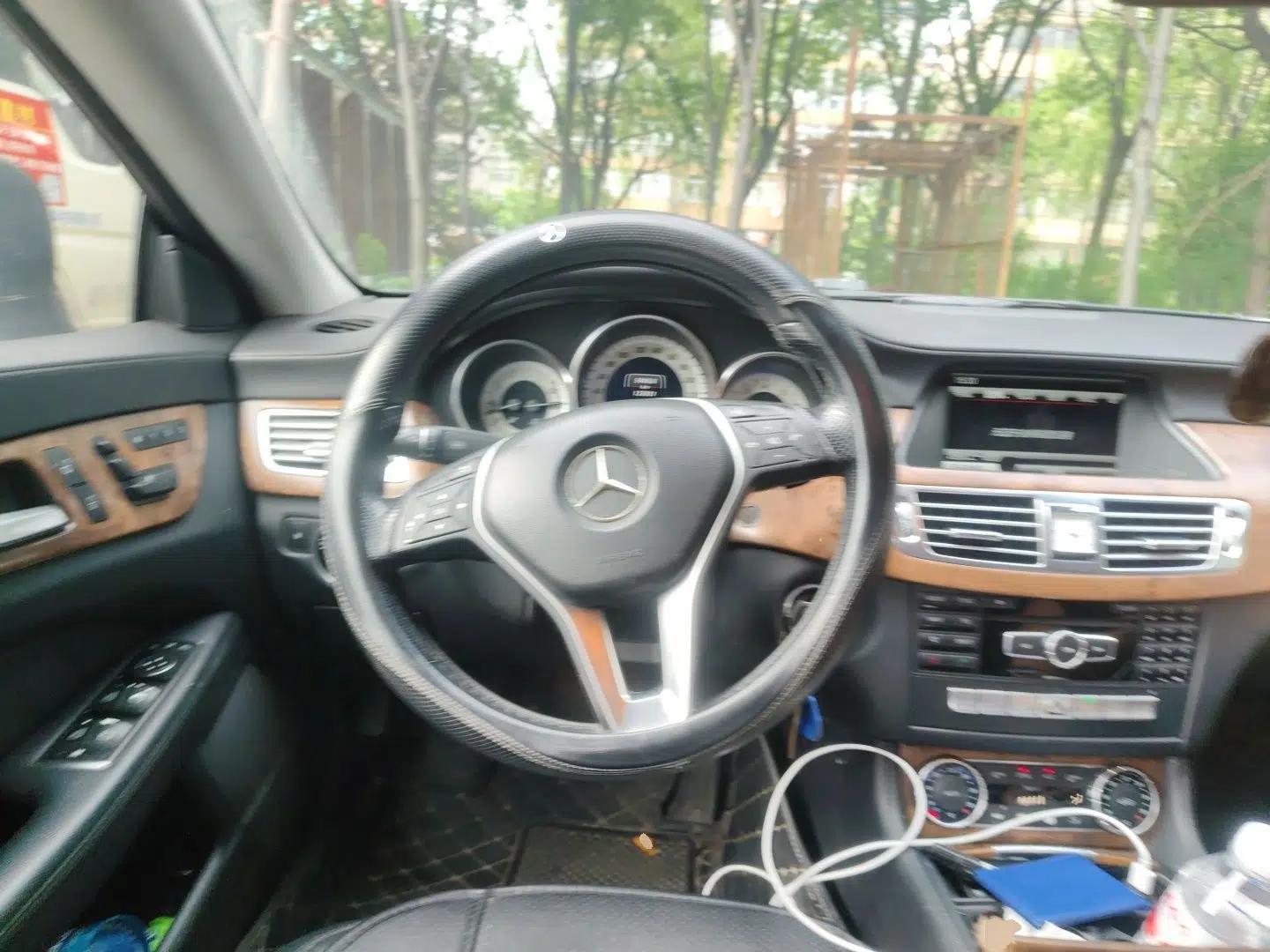 Mercedes-Benz CLS 2012 CLS 300 CGI — миниатюра 10