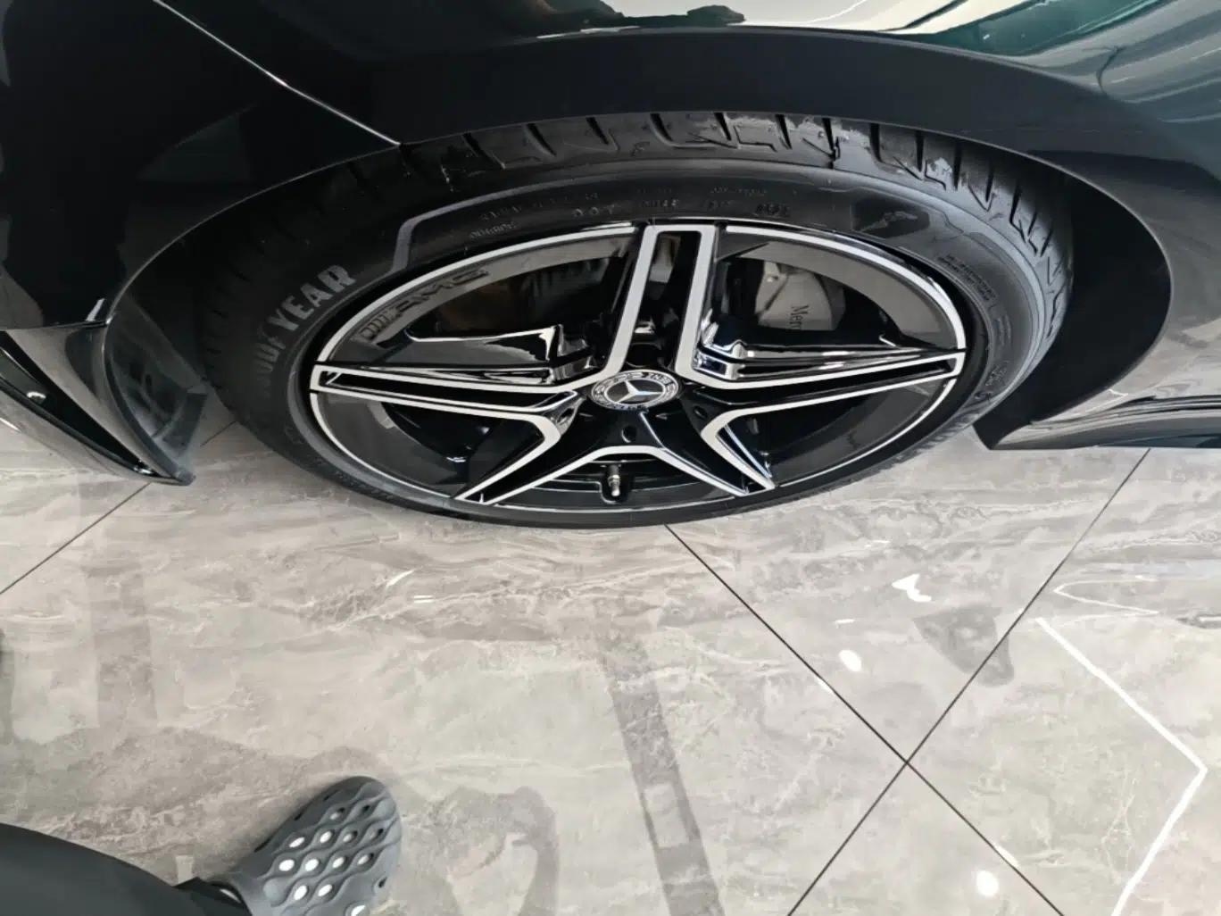 Mercedes-Benz CLS 2023-Year Restyled CLS 260 — миниатюра 10