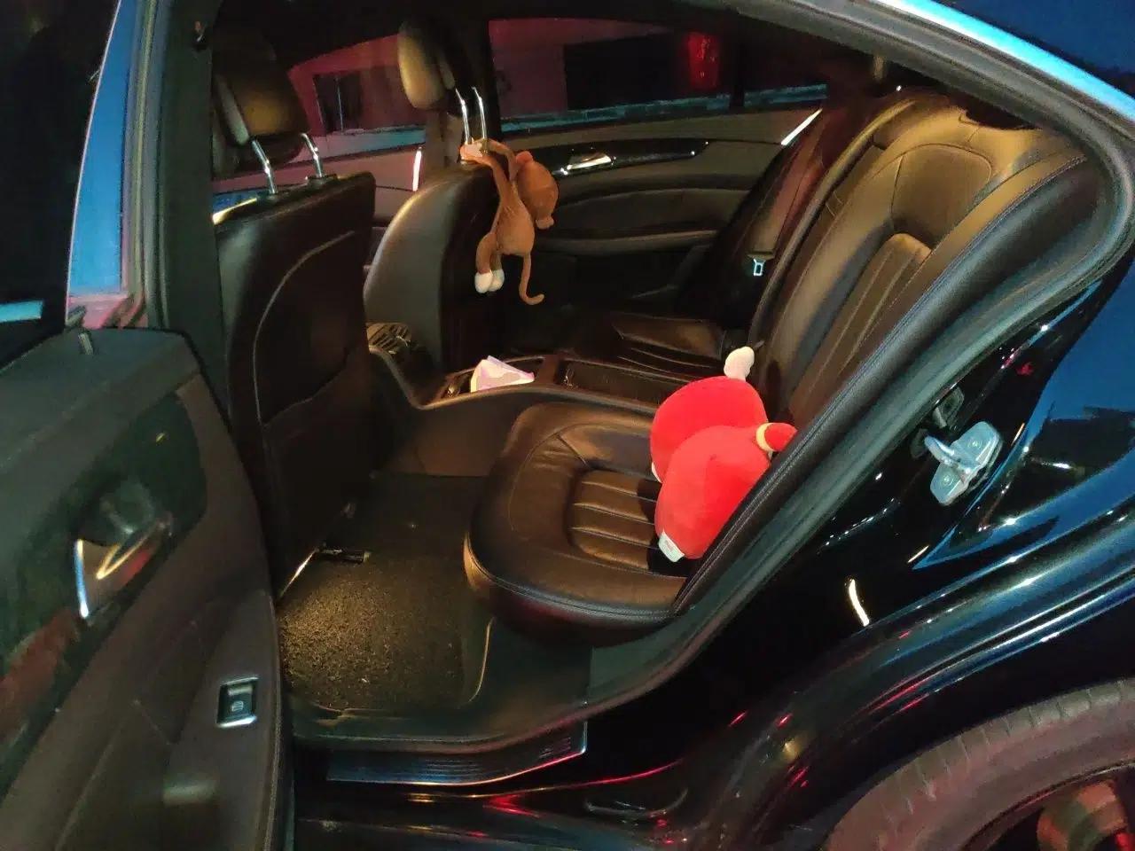 Mercedes-Benz CLS 2012 CLS 300 CGI — миниатюра 17