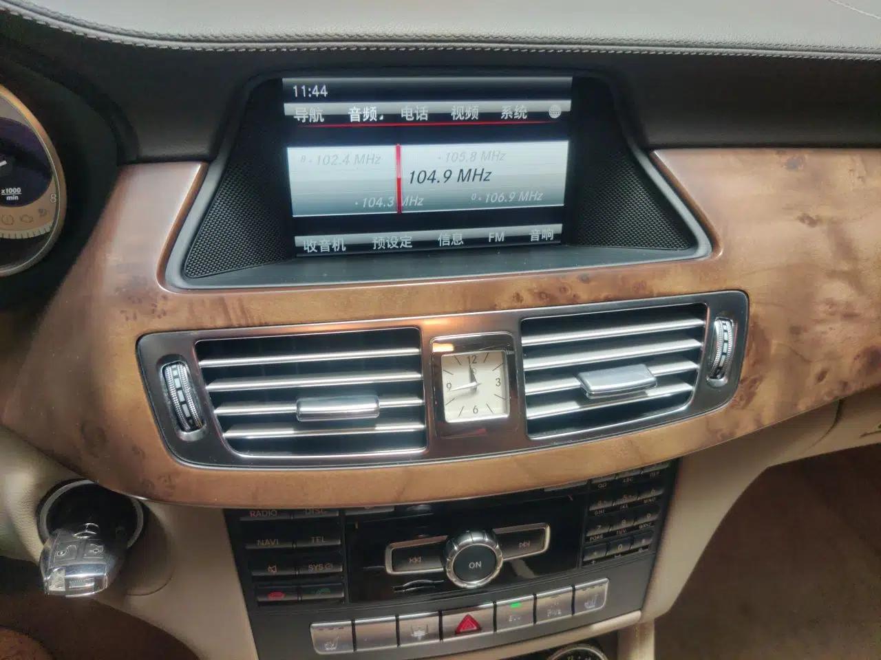 Mercedes-Benz CLS 2012 CLS 300 CGI — миниатюра 13