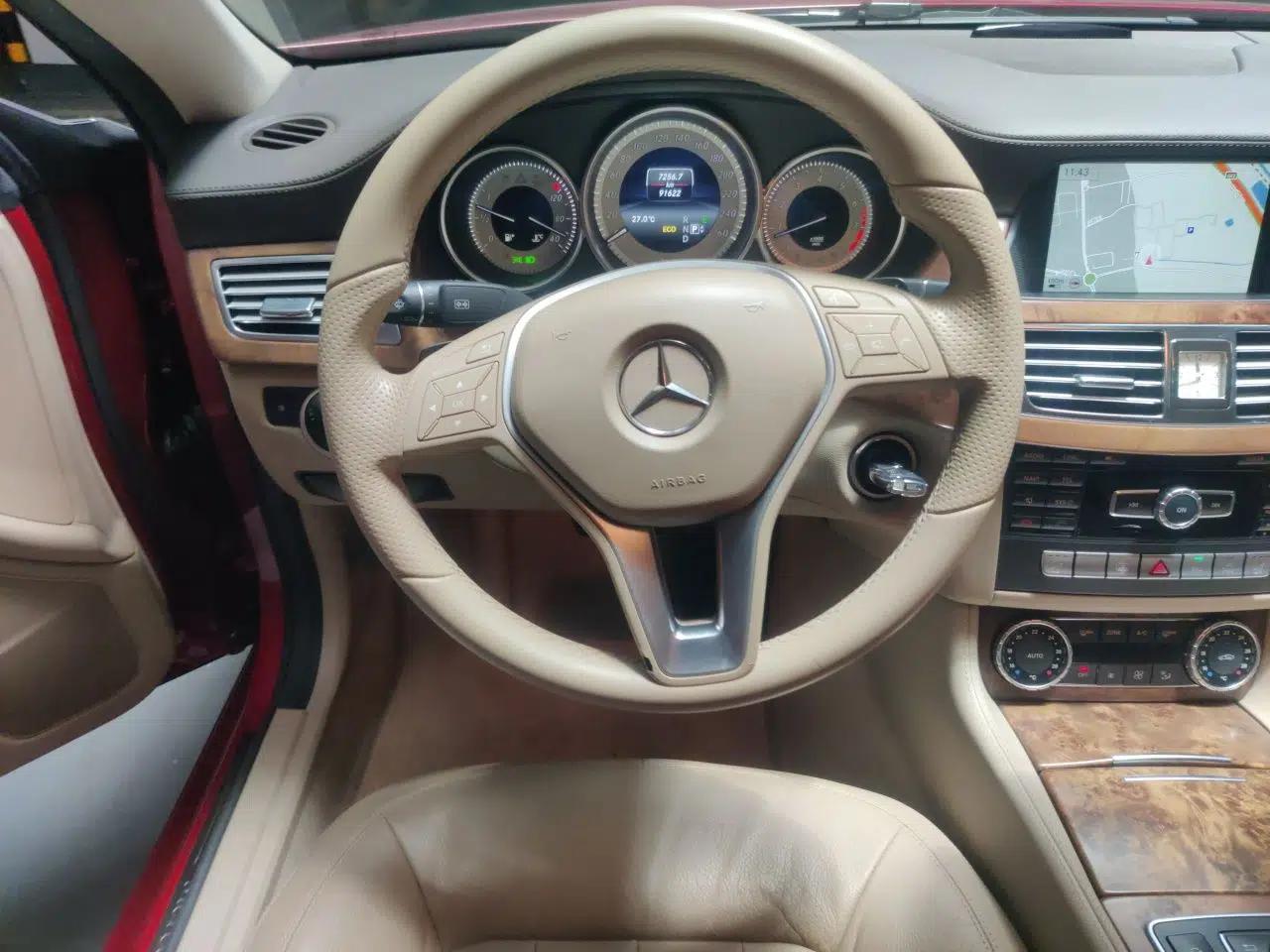 Mercedes-Benz CLS 2012 CLS 300 CGI — миниатюра 10