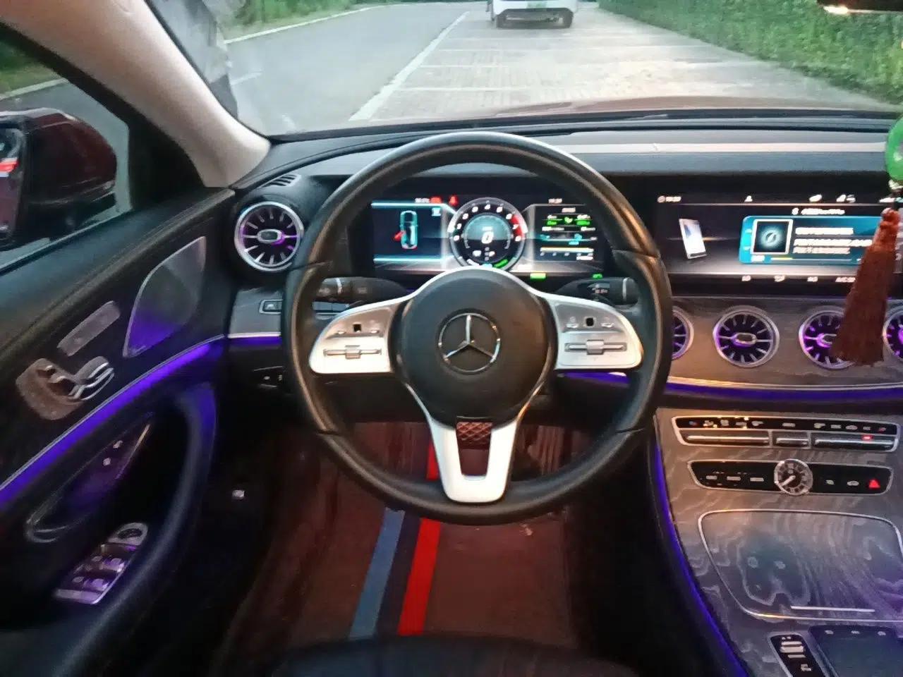 Mercedes-Benz CLS 2018 CLS 350 4MATIC — миниатюра 10