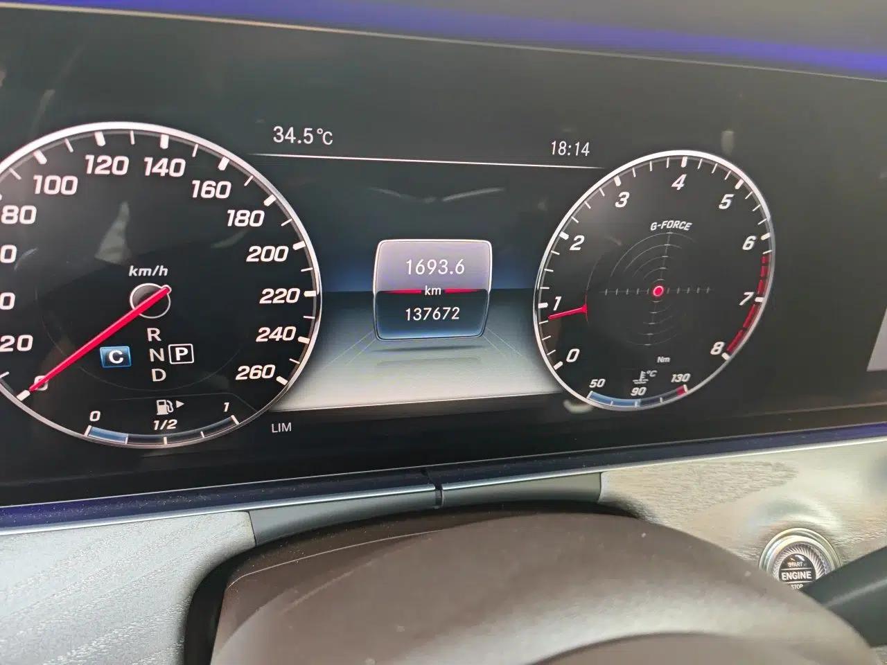 Mercedes-Benz CLS 2018 CLS 300 Luxury Model — миниатюра 12