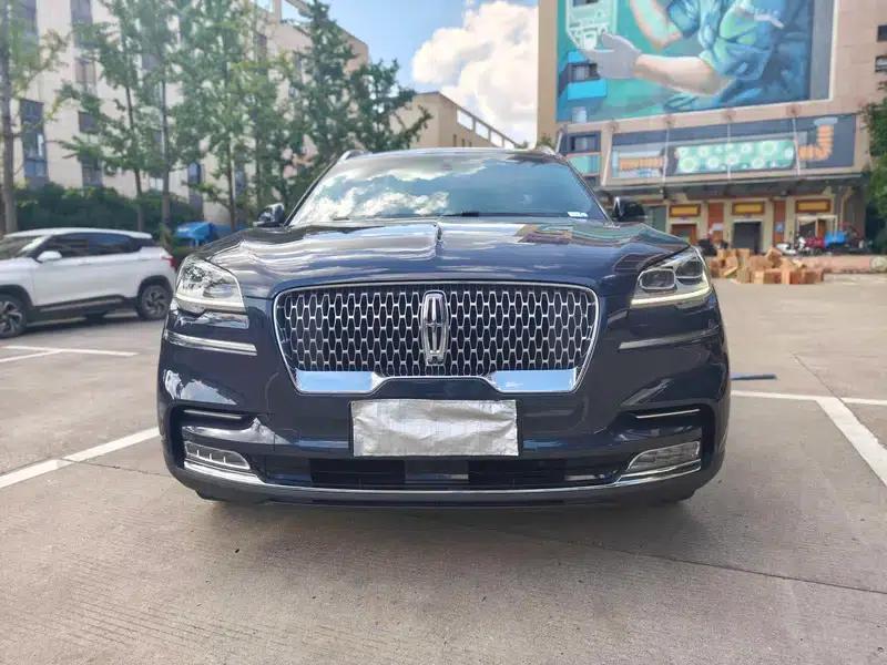 2020 Aviator 3.0T V6 AWD Executive Edition — миниатюра 2