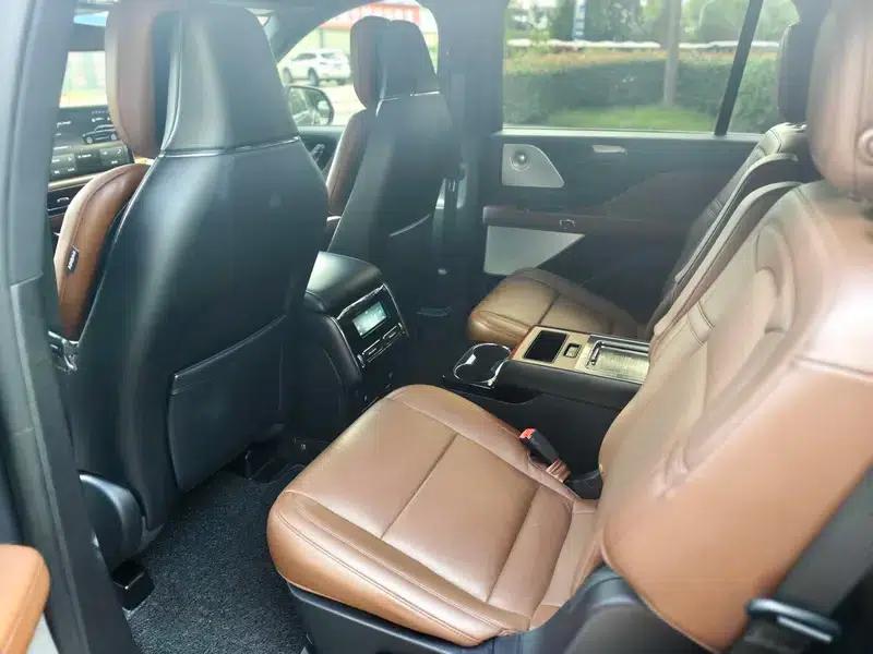 2020 Aviator 3.0T V6 AWD Executive Edition — миниатюра 12