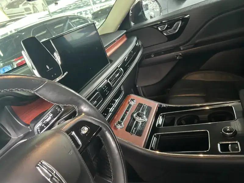 2021 Aviator 3.0T V6 AWD Premium Edition — миниатюра 5