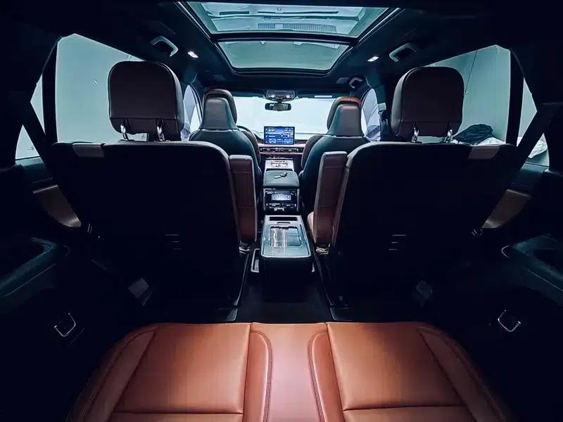 2020 Aviator 3.0T V6 AWD Executive Edition — миниатюра 15