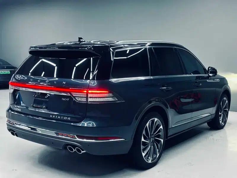 2020 Aviator 3.0T V6 AWD Executive Edition — миниатюра 6