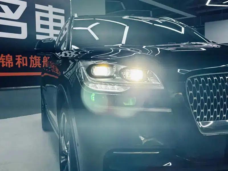 2020 Aviator 3.0T V6 AWD Executive Edition — миниатюра 8