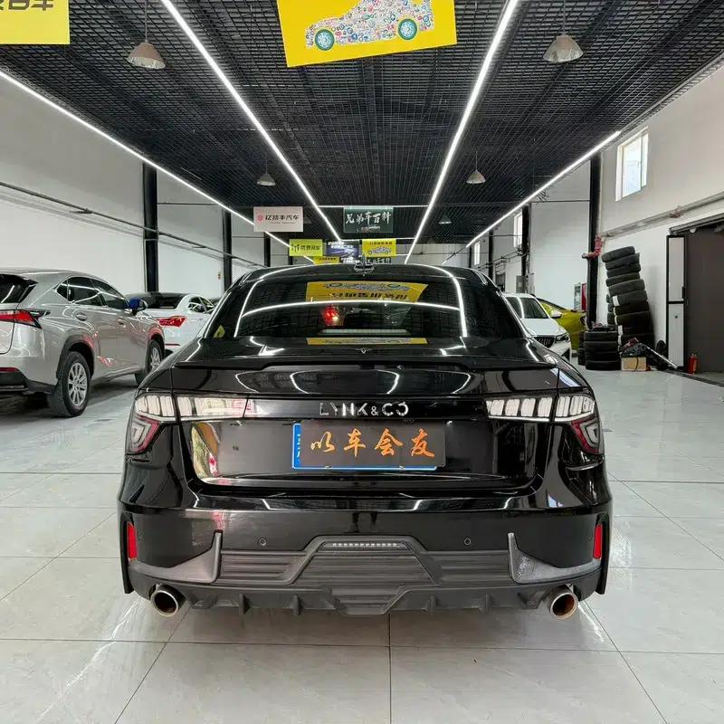Lynk & Co 03 2019 1.5TD DCT Sport Edition — миниатюра 5