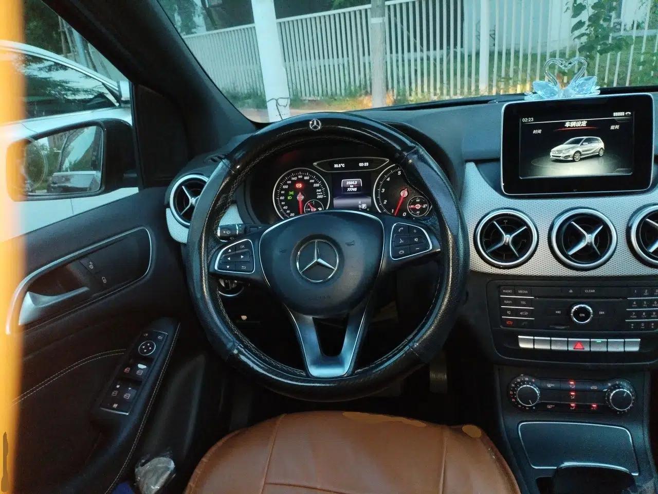 Mercedes-Benz B-Class 2015 B 200 Sport Edition — миниатюра 10