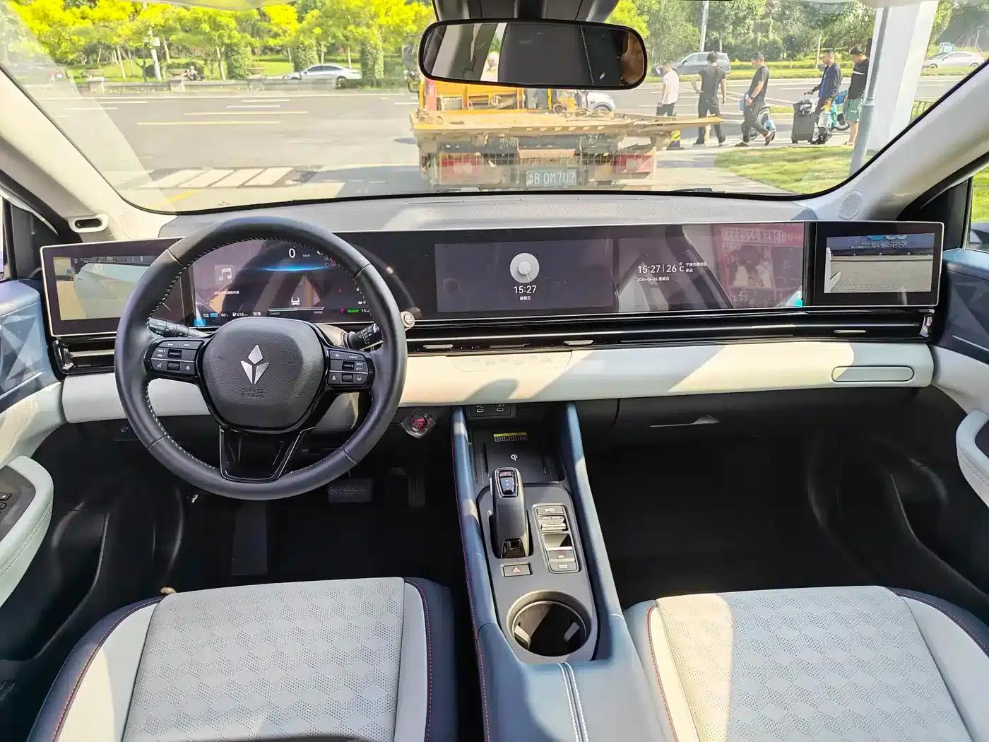 Lingxi L 2024 Ready Player One Edition — миниатюра 7