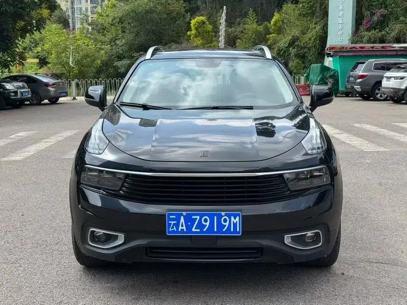 Lynk & Co 01 2017 2.0T 2WD Pro Edition — миниатюра 2