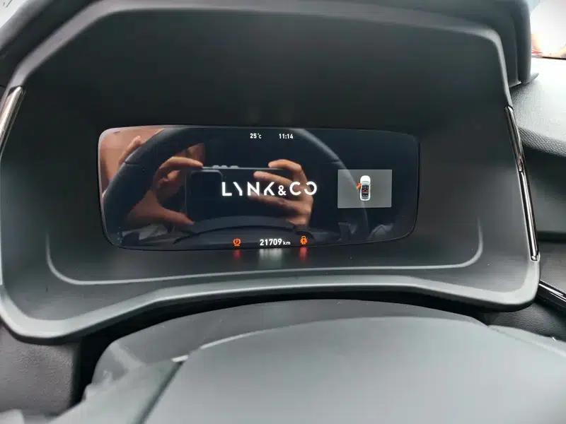 Lynk & Co 06 2023 Remix 1.5T Pro — миниатюра 7