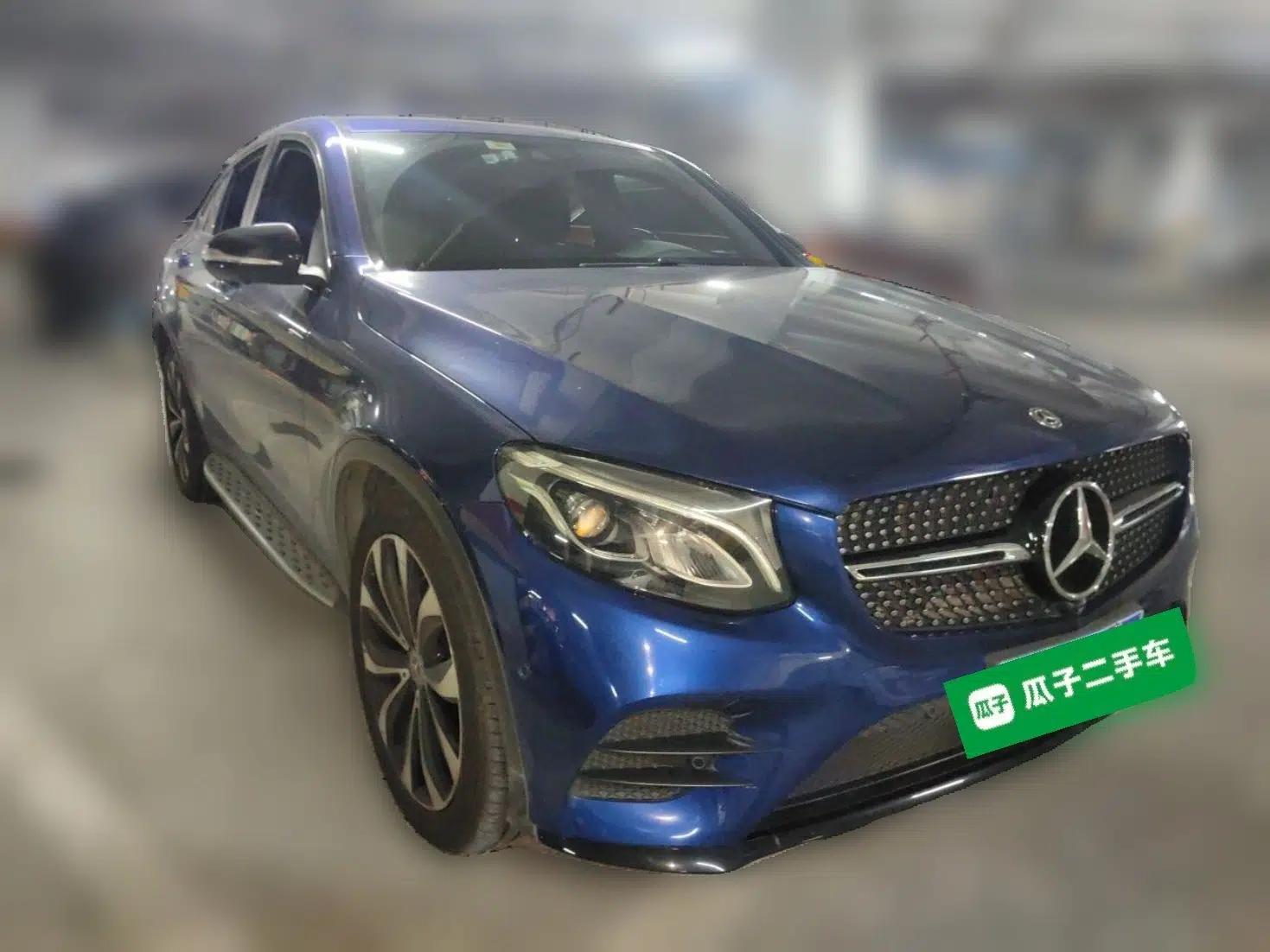 Mercedes-Benz GLC Coupe 2018 GLC 260 4MATIC Coupe SUV — миниатюра 3