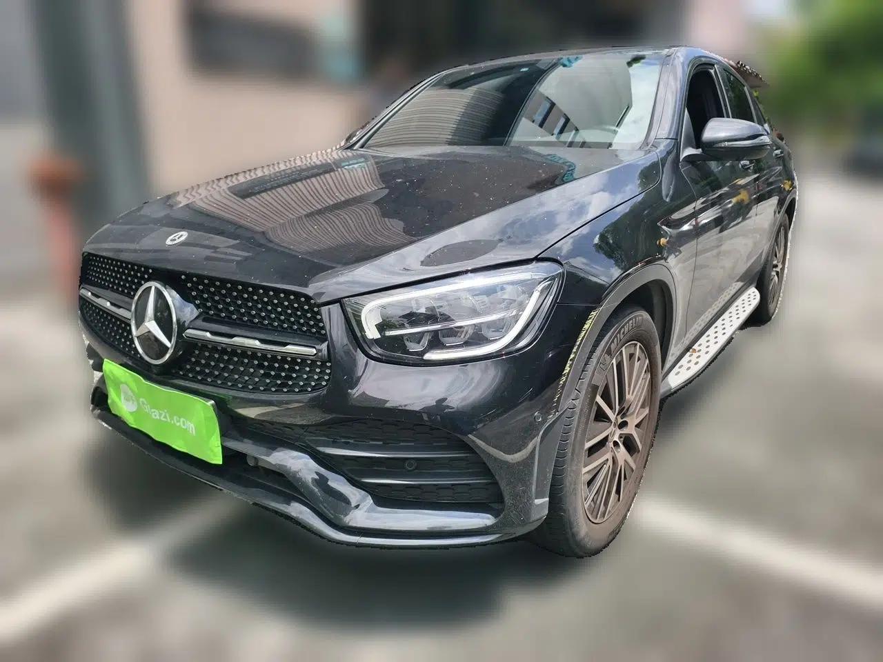 Mercedes-Benz GLC Coupe 2023 GLC 260 4MATIC Coupe SUV — миниатюра 1