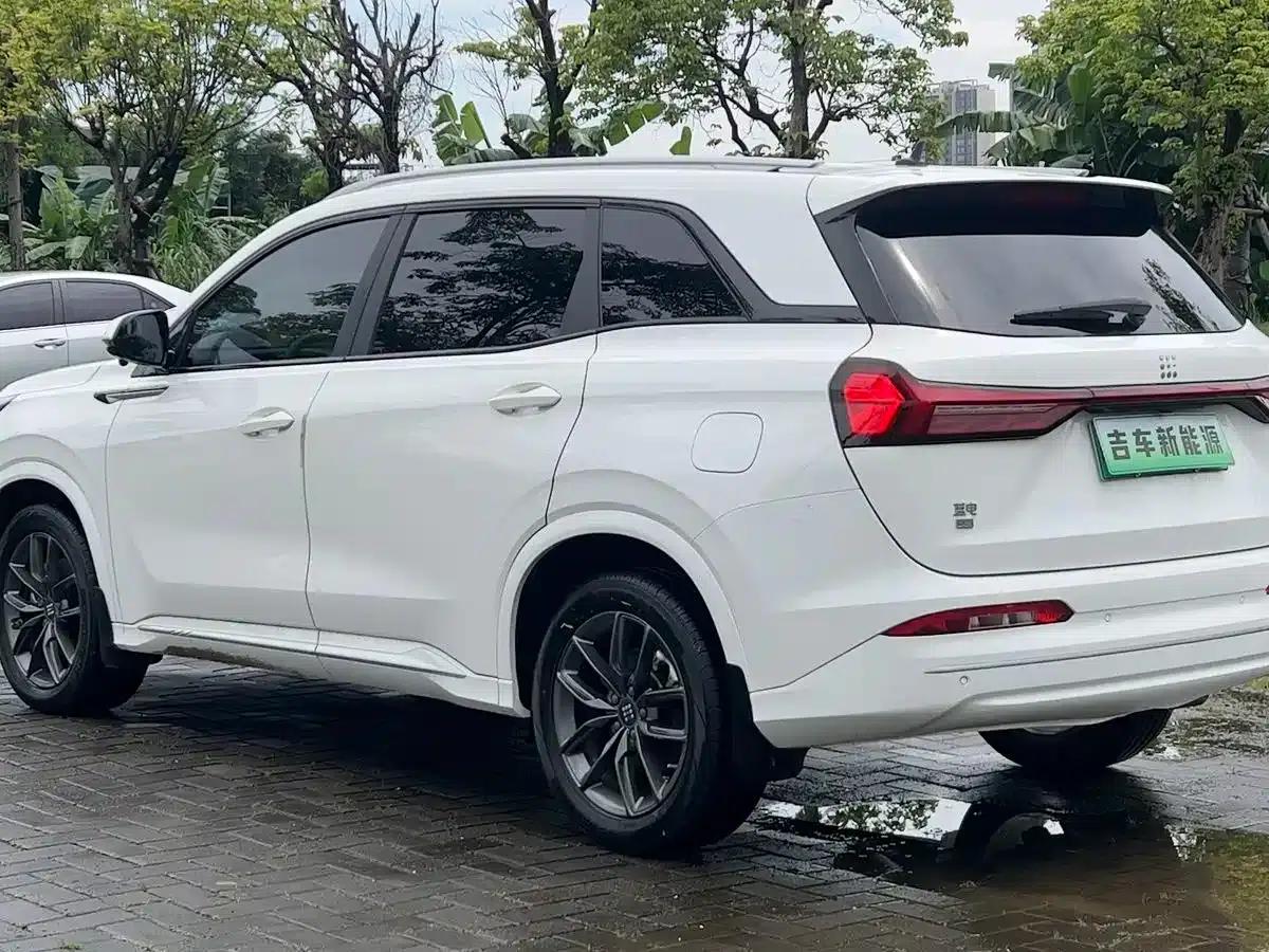 Blue Electric E5 2023 Model 1.5L DE-i 100KM Enjoyable Edition 7-Seater — миниатюра 4