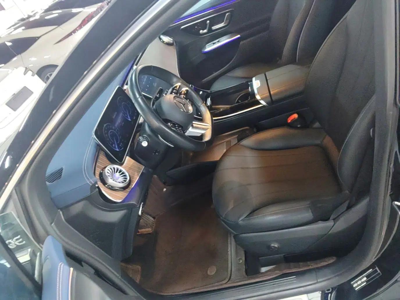 Mercedes-Benz EQE 2022 350 Pioneer Edition — миниатюра 17
