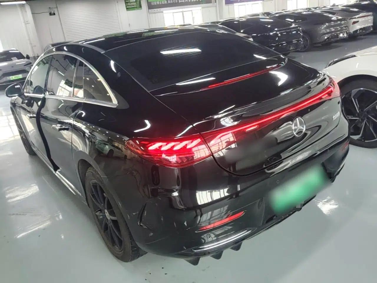Mercedes-Benz EQE 2022 350 Pioneer Edition — миниатюра 4