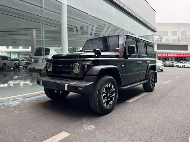 212 T01 2025 Model 2.0T Diesel
