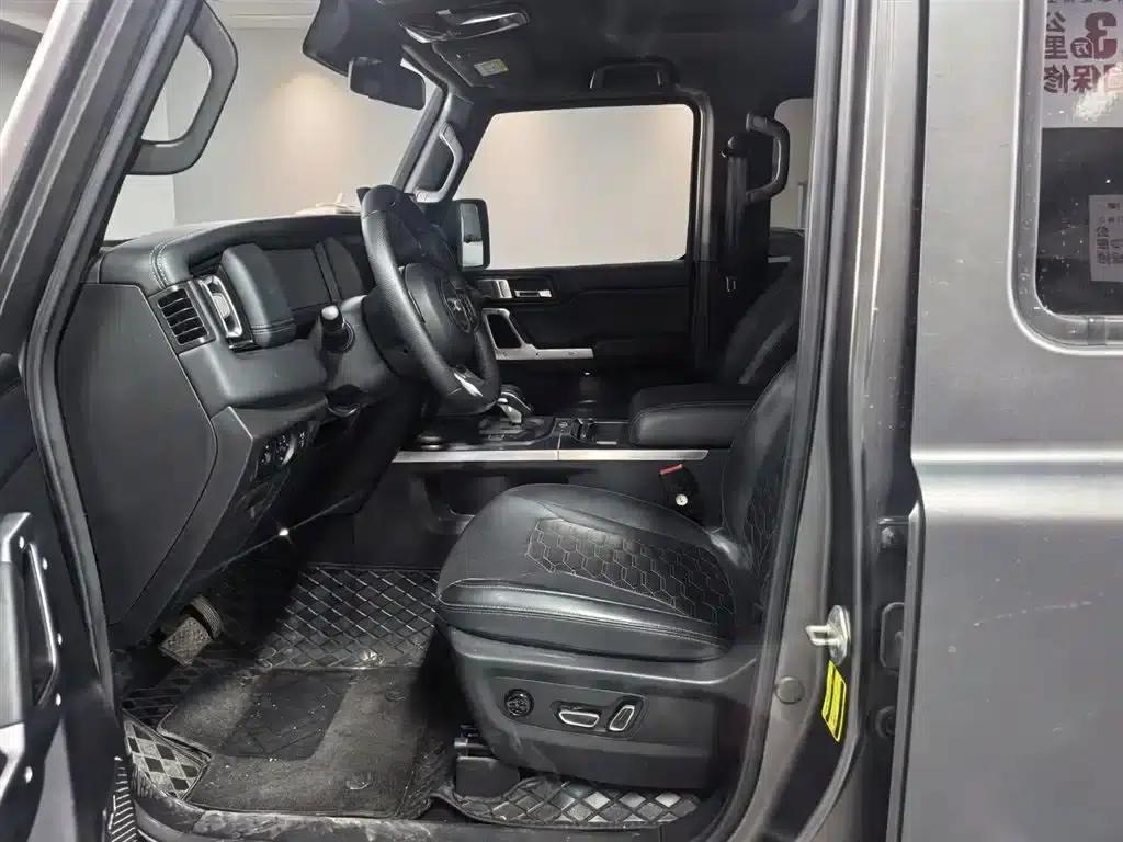 212 T01 2024 Explorer 2.0T — миниатюра 4