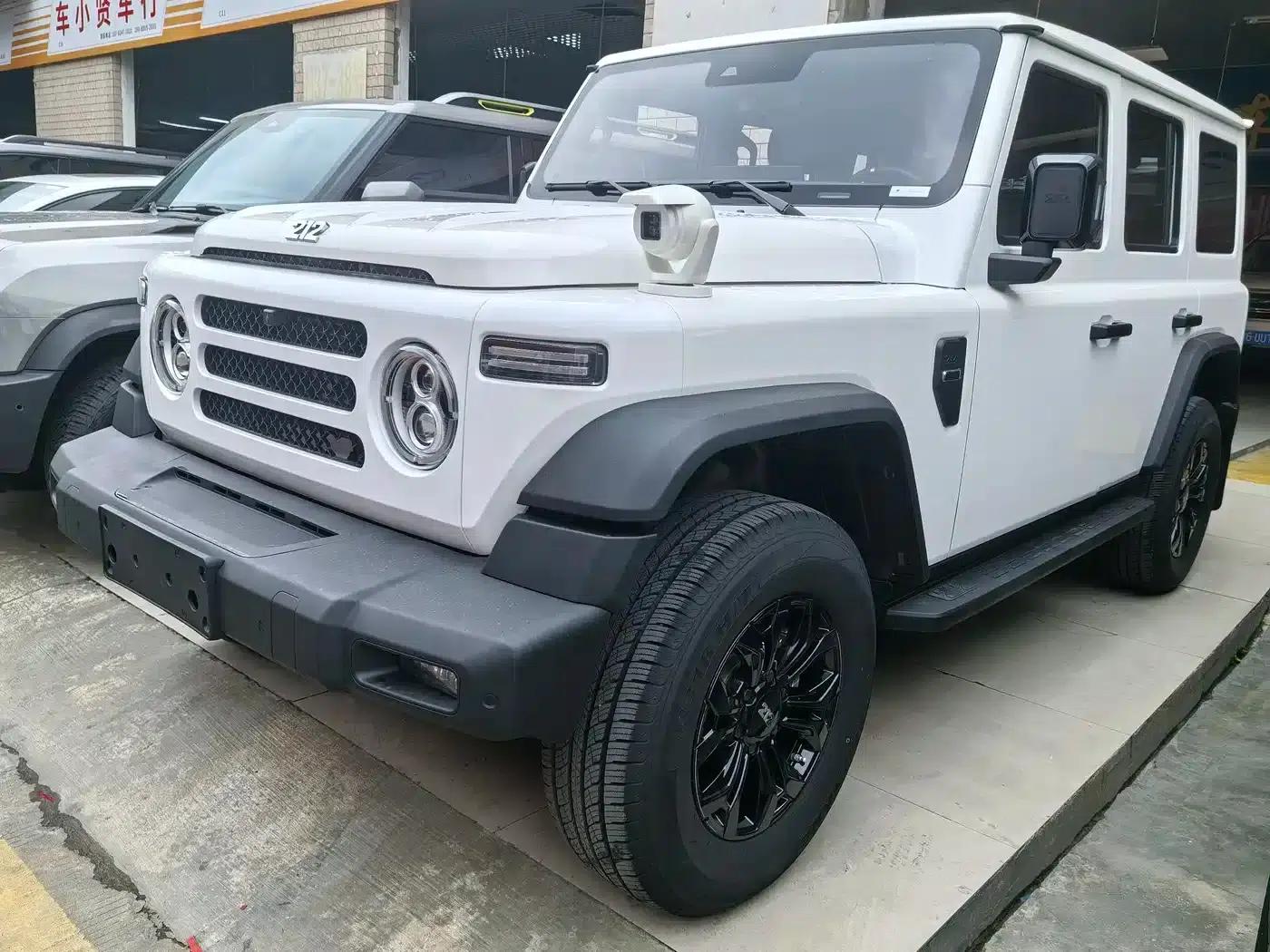 212 T01 2024 Explorer 2.0T — миниатюра 1