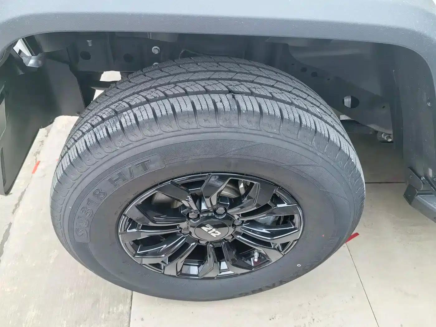 212 T01 2024 Explorer 2.0T — миниатюра 11