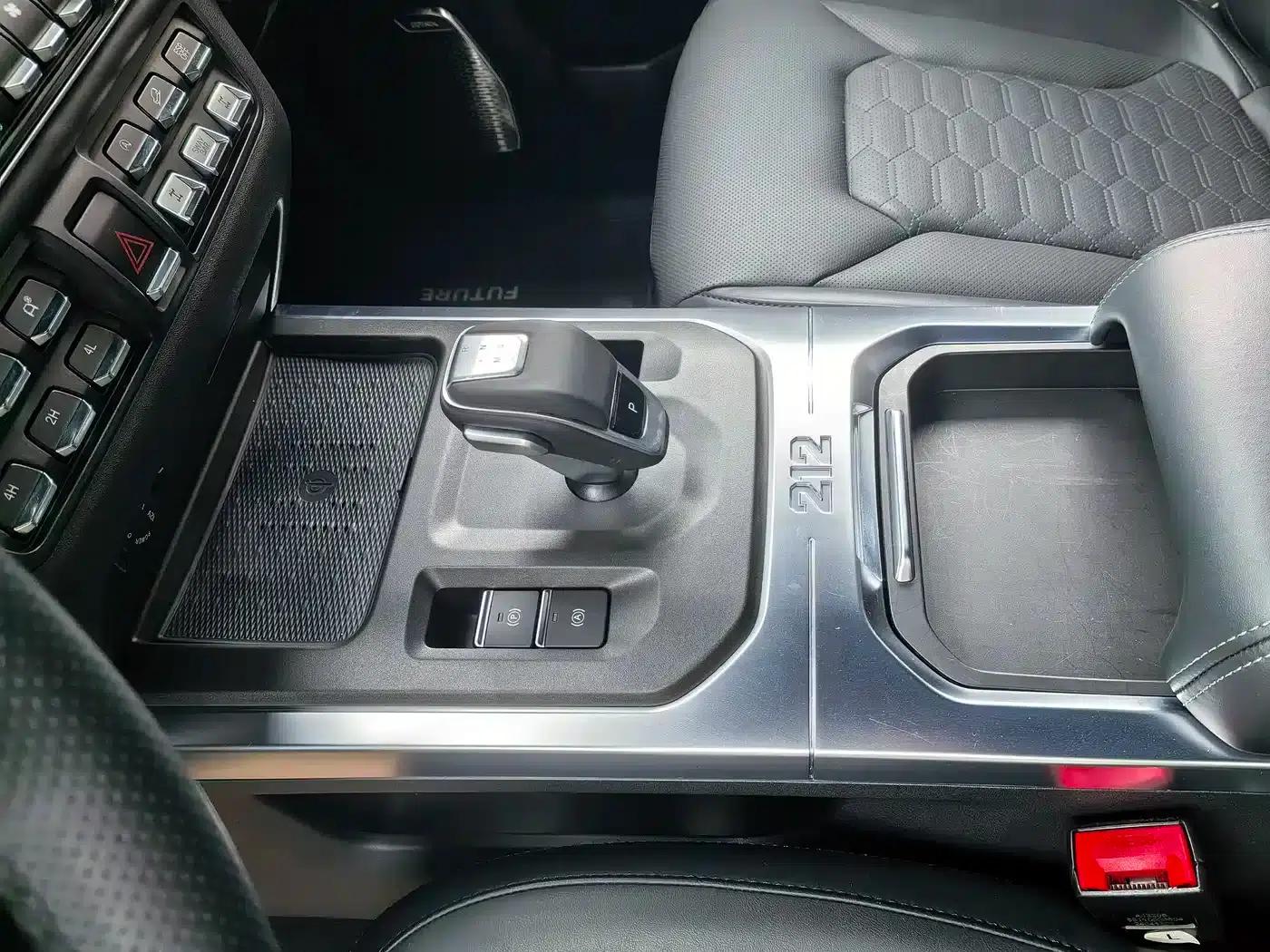 212 T01 2024 Explorer 2.0T — миниатюра 6