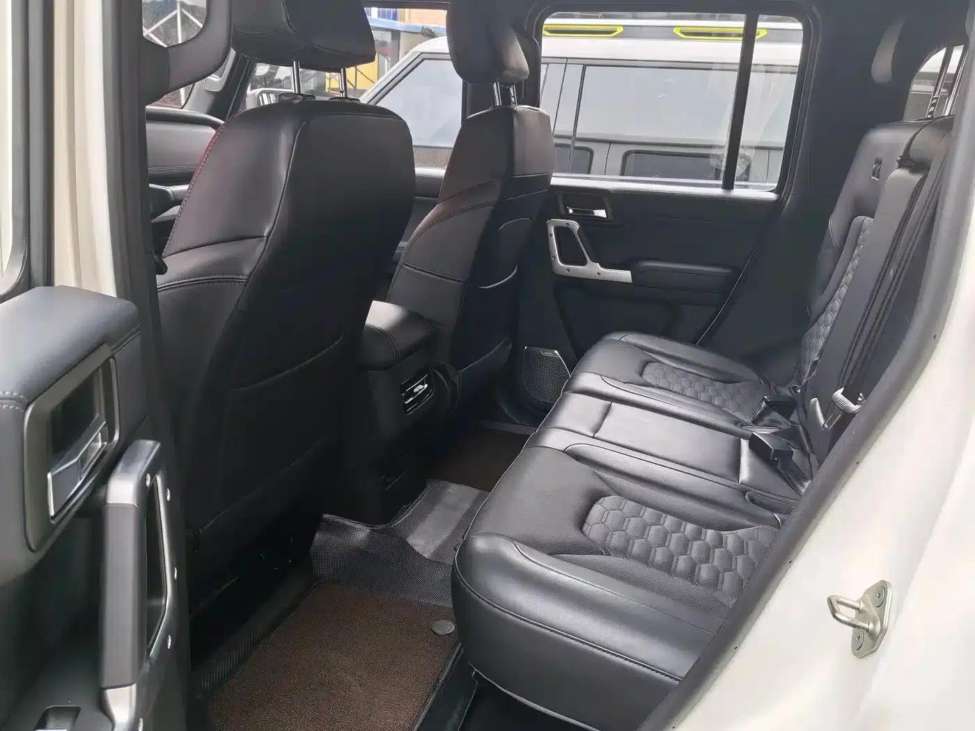 212 T01 2024 Explorer 2.0T — миниатюра 7