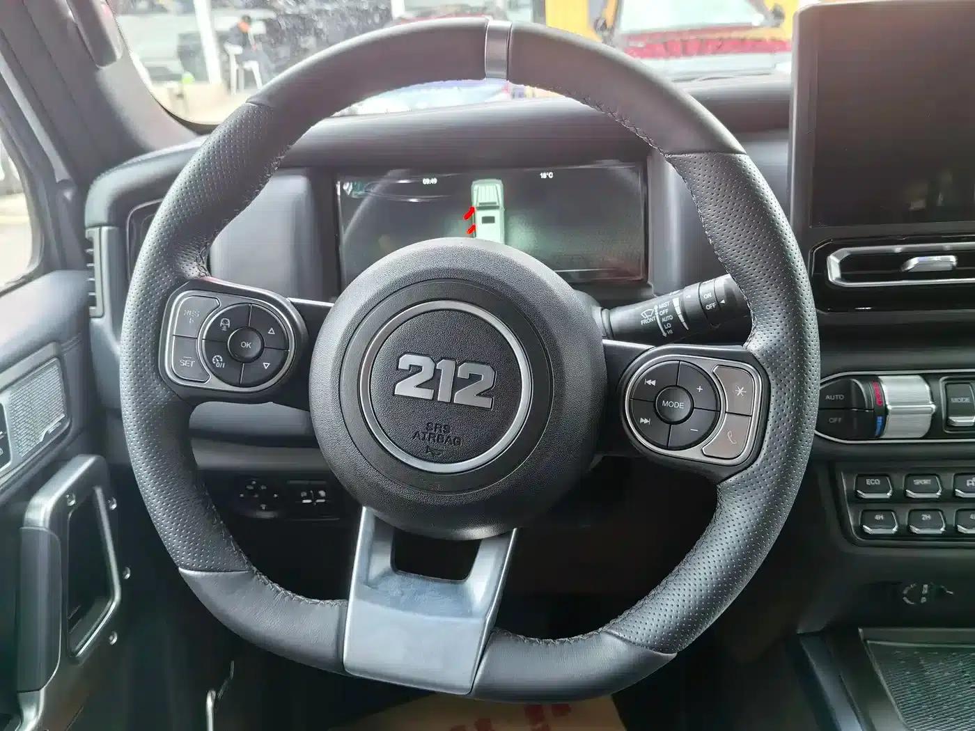212 T01 2024 Explorer 2.0T — миниатюра 10