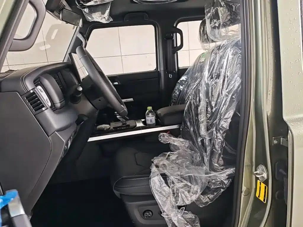 212 T01 2024 Explorer 2.0T — миниатюра 15