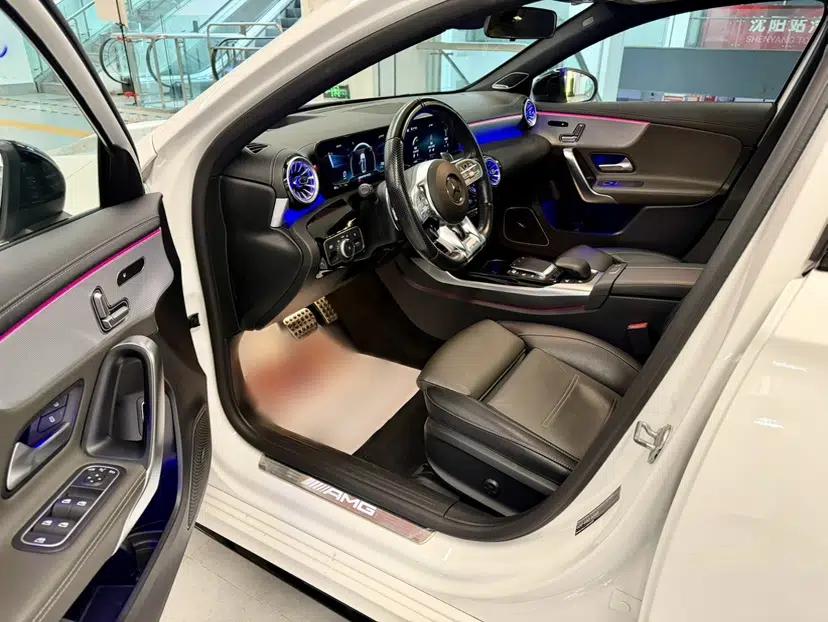 Mercedes-Benz A AMG 2022 AMG A 35 L 4MATIC — миниатюра 9