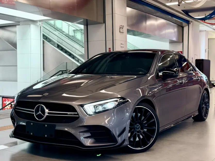 Mercedes-Benz A AMG 2019 AMG A 35 L 4MATIC — миниатюра 1
