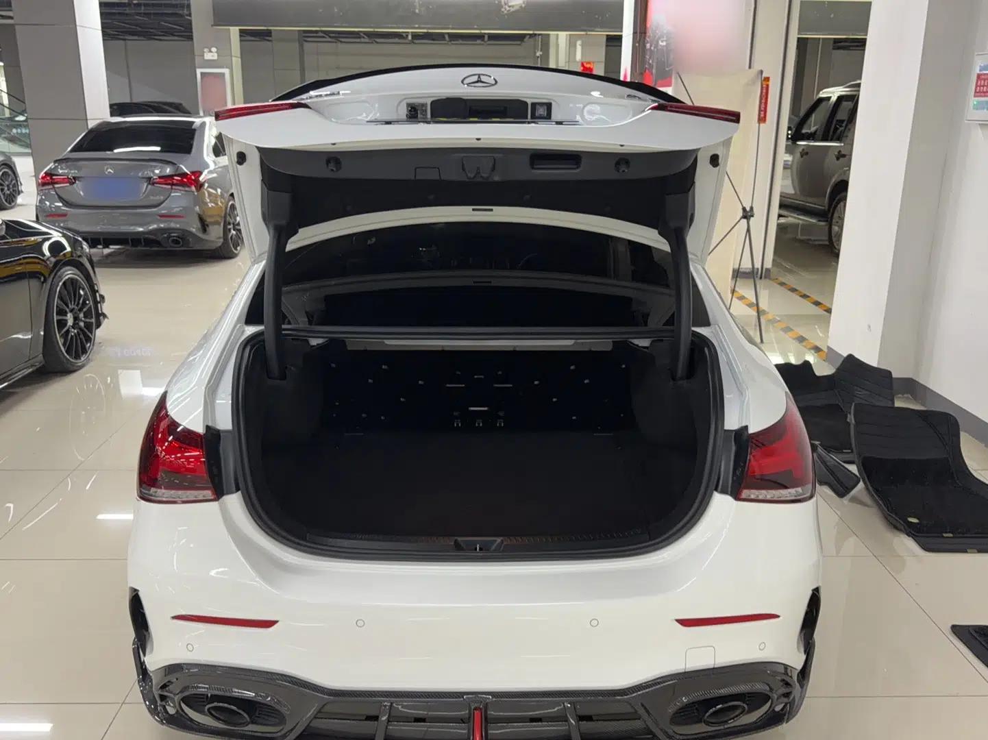 Mercedes-Benz A AMG 2022 AMG A 35 L 4MATIC — миниатюра 10