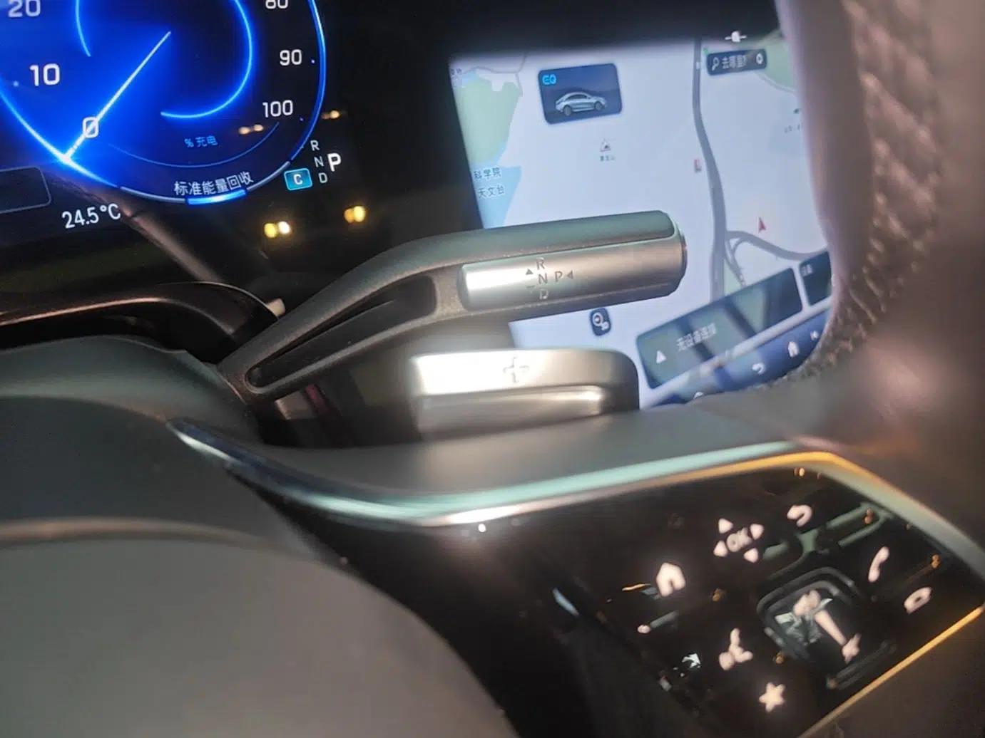 Mercedes-Benz EQS 2022 Updated Version 450+ Pioneer Edition — миниатюра 21