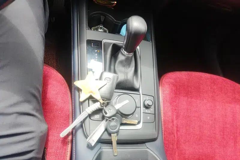 Mazda CX-30 2020 2.0L Automatic Premium Edition — миниатюра 15