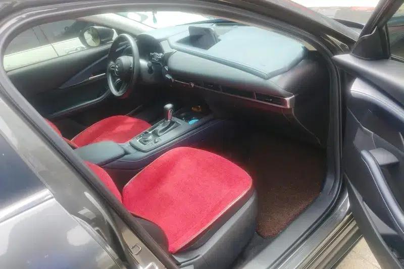 Mazda CX-30 2020 2.0L Automatic Premium Edition — миниатюра 8