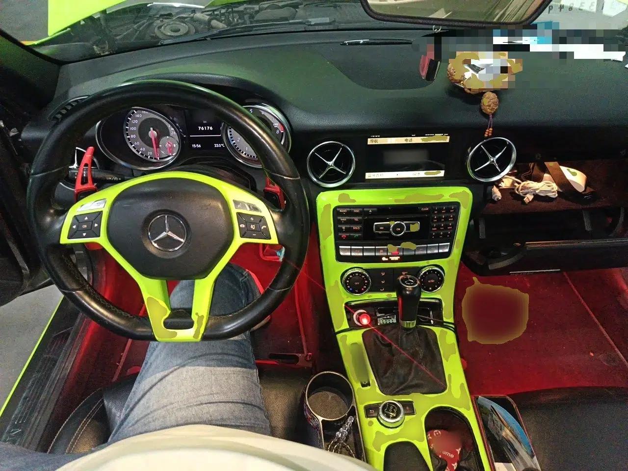 Mercedes-Benz SLK-Class 2011 SLK 200 Fashion Model — миниатюра 9