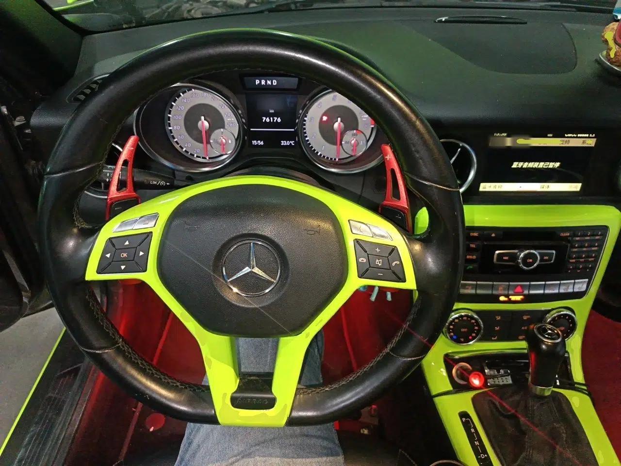 Mercedes-Benz SLK-Class 2011 SLK 200 Fashion Model — миниатюра 10