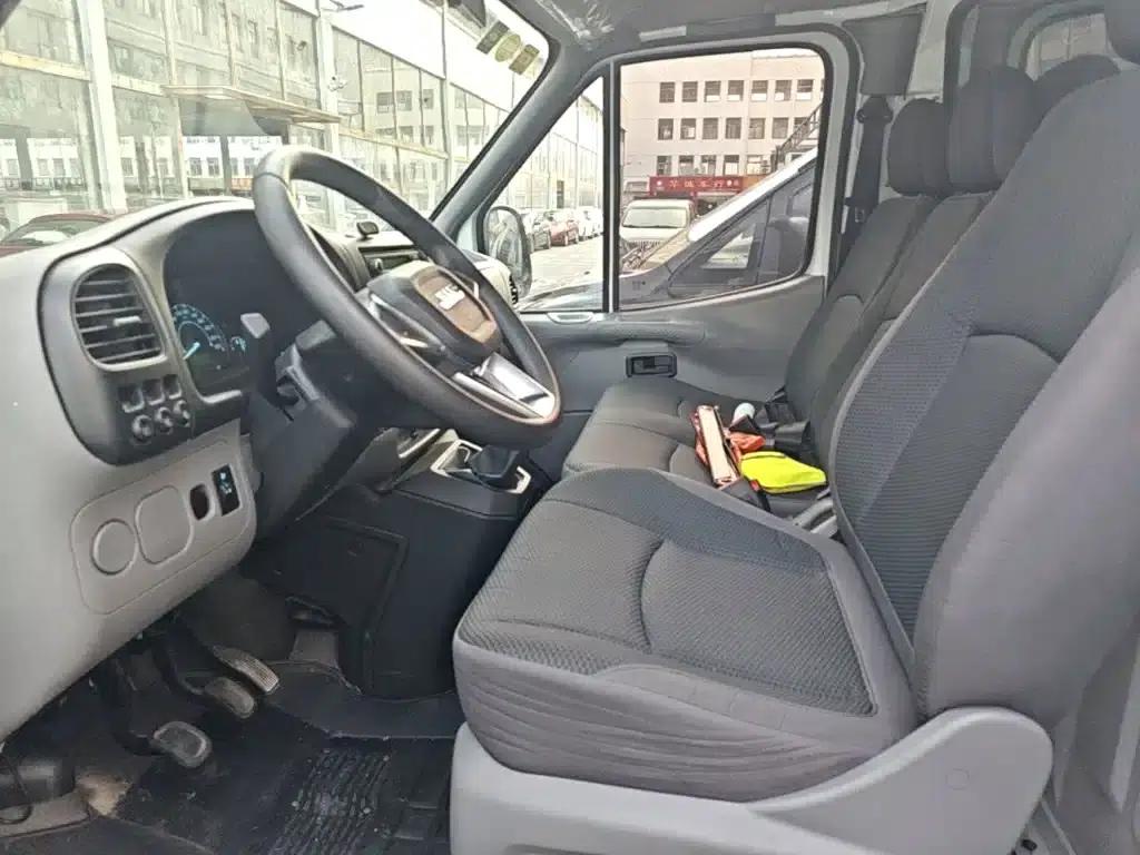 Teshun 2019 2.8T Commercial Vehicle Long Wheelbase Mid-Roof 3 Seats Single Rear Tire National VI Emission Standard JX493 — миниатюра 15