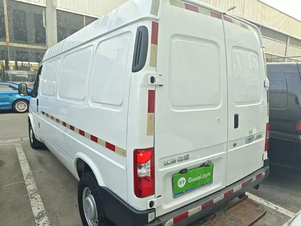 Teshun 2019 2.8T Commercial Vehicle Long Wheelbase Mid-Roof 3 Seats Single Rear Tire National VI Emission Standard JX493 — миниатюра 5
