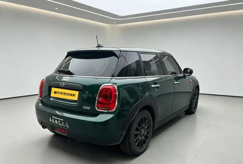 2018 MINI 1.5T ONE PLUS 5-Door — миниатюра 4