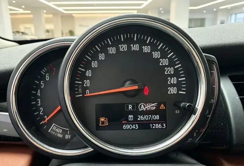 2018 MINI 1.5T ONE PLUS 5-Door — миниатюра 6