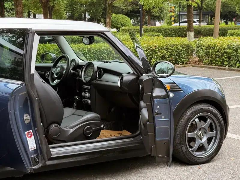 MINI 2010 1.6L COOPER Cheer — миниатюра 12