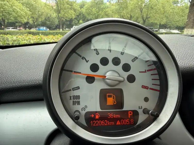 MINI 2010 1.6L COOPER Cheer — миниатюра 14
